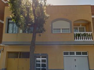 Apartament  Sant vicent ferrer, 77 77. Venta de piso alquilado  garaje en avenida sant vicent ferrer n