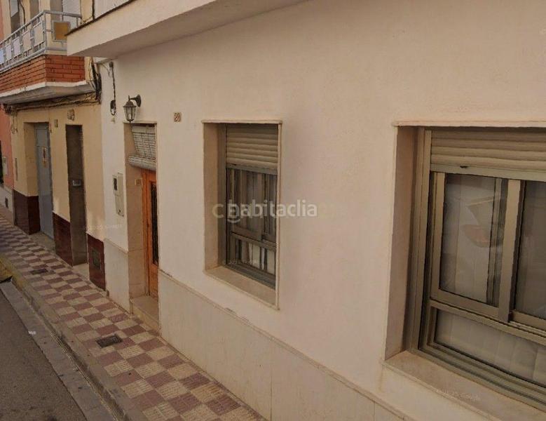 Foto e1cc5fc0-f16a-49c4-956f-cede332359ea. Casa in verge del castell in Corbera