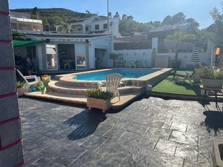 Chalet in La pau 21. Chalet en venta en balcon de montroy