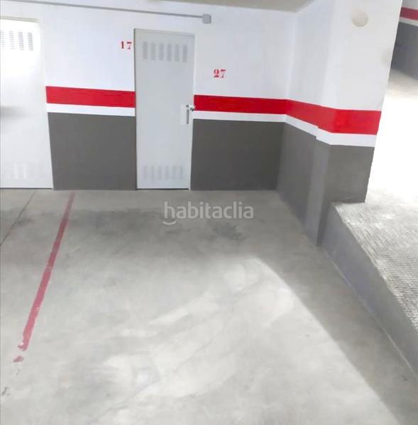 Foto e257a5e3-52c4-4c7d-a7db-006476f57b30. Parking voiture dans parroco berenguer dans Real de Gandía