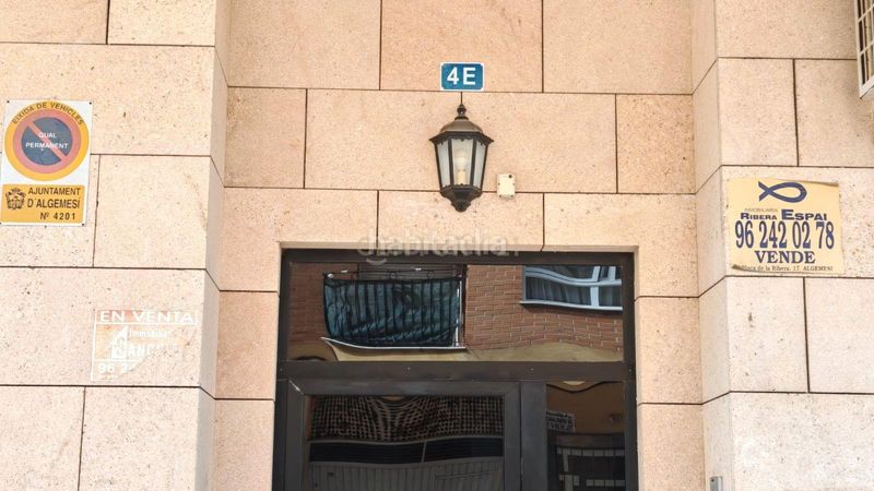 Foto 2d3a8fed-38fa-4658-8e6d-419650cc6da8. Apartament a 4 a Algemesí