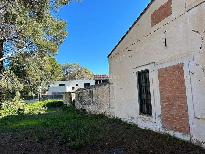 Foto bd23dc37-90e8-4a96-bfda-53762d698b94. Terreny residencial a carrer 137 a La Cañada Paterna