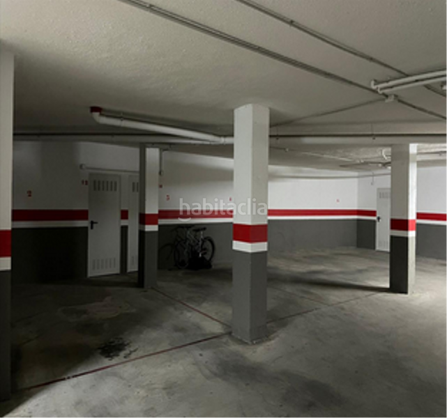 Foto ee4f3b5c-a81a-4f17-89b2-e095500cf154. Parking coche en parroco berenguer en Real de Gandía