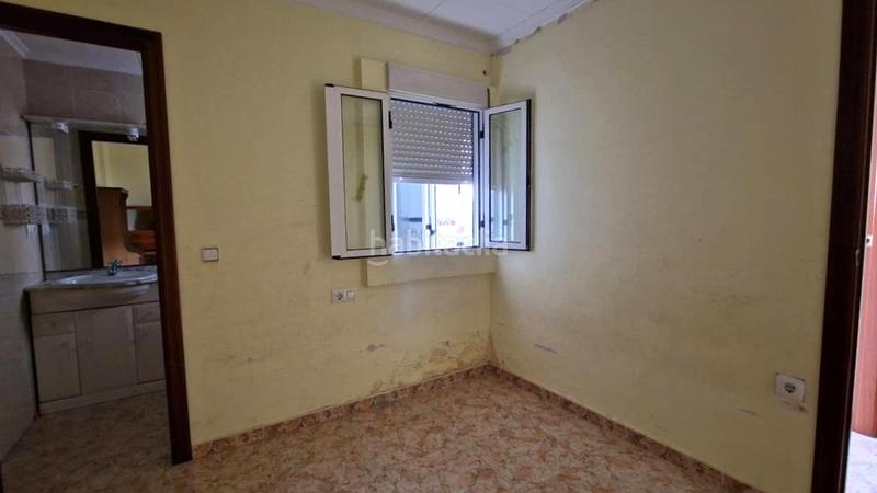 Foto 11916fbe-a652-48bb-9461-979162c2368c. Apartament a de murillo a Carcaixent