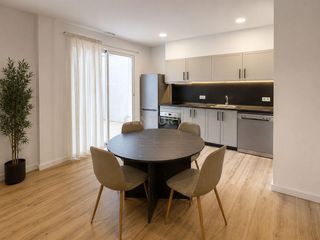 Location Appartement à Carrer de calixt iii, 15, valencia, spain 15. Alquiler para estudiantes. amplio local en planta baja reformado