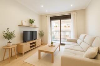 Appartement  Carrer de la noguera, valència, spain. Amplio apartamento renovado en valència, comunitat valenciana