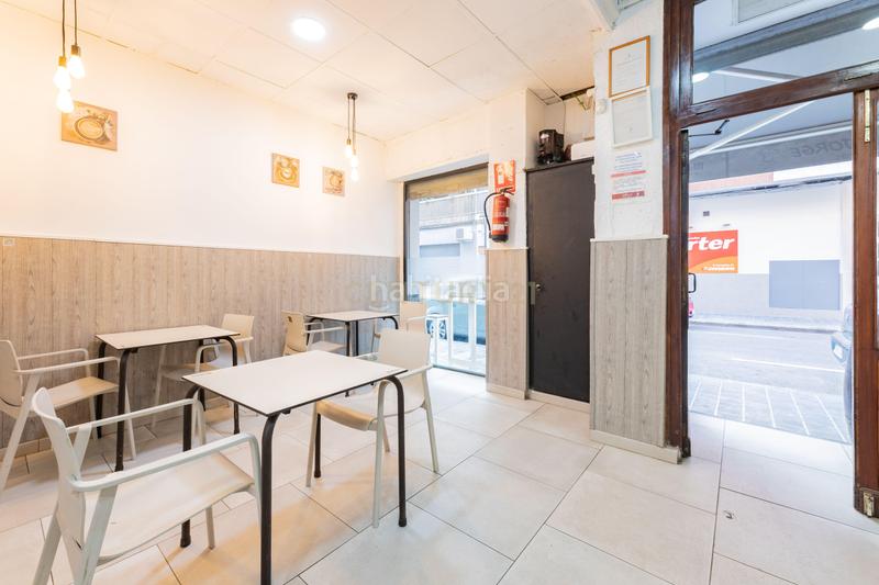 Foto 23369369-5add-4b2f-87bf-4b8e405fd793. Locale commerciale in calle isaac peral in El Grau Valencia