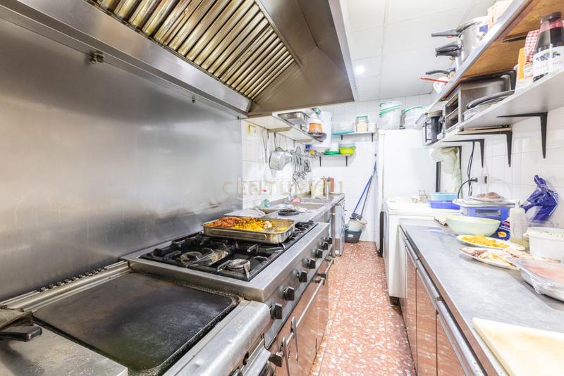 Foto 8b590866-d78d-45be-965e-347c0972ce55. Locale commerciale in calle isaac peral in El Grau Valencia