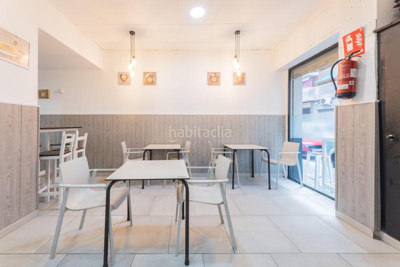 Foto d2befa9f-9c52-4da5-818a-cf46118b7573. Locale commerciale in calle isaac peral in El Grau Valencia