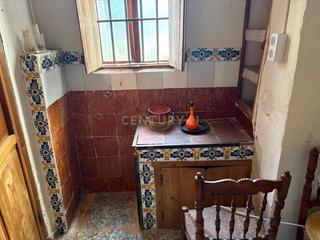 Masia  Antella 30. Oportunidad única! casa rural para reformar en el hermoso entorn