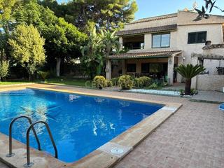 Xalet a Cl rio alberche -sto domingo 16chiva (valencia). Chalet independiente en calicanto  c río alberche n16  parcela d