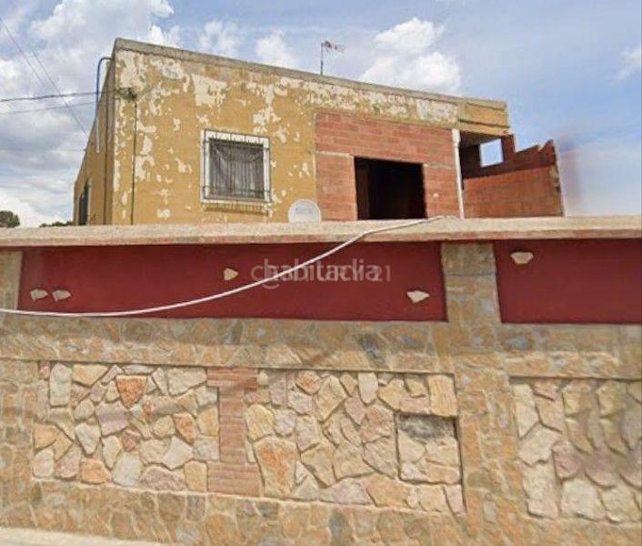 Foto 4e69029f-ebb2-43f6-b732-4ca717e2ffbd. Maison dans cl almussafes dans Catadau