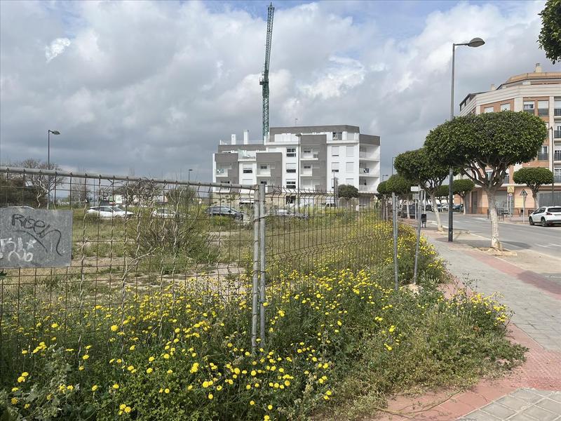 Foto 762192cb-86e0-4fd6-9f07-23e3090de4bd. Residential plot in rector peset aleixandre in Albal