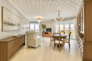 Piso en Cl filipinas 13 valencia (valencia) 13. Piso amplio con garaje y gran balcón en el corazón de ruzafa