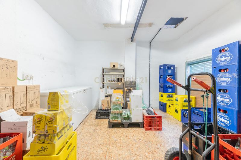 Foto d41ebda3-1e33-452b-be0e-4e40ed7787ce. Transfer business premise in avenida primado reig in Valencia