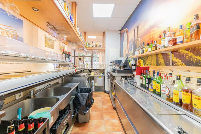 Foto 6afa4aa0-e450-4f68-a69d-28a8081d4e59. Traspaso local comercial en avenida primado reig !!! magnifico restaurante en traspaso en benimaclet !!! en Valencia