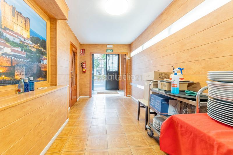 Foto ac56738a-c7dc-4cf7-bd9e-7aaeafcab0e8. Trapasso locale commerciale in avenida primado reig in Valencia