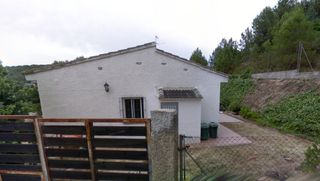 Casa a Urb. corral de la pedrera 4. Oportunidad de inversión en vilamarxant  chalet con okupas ilega