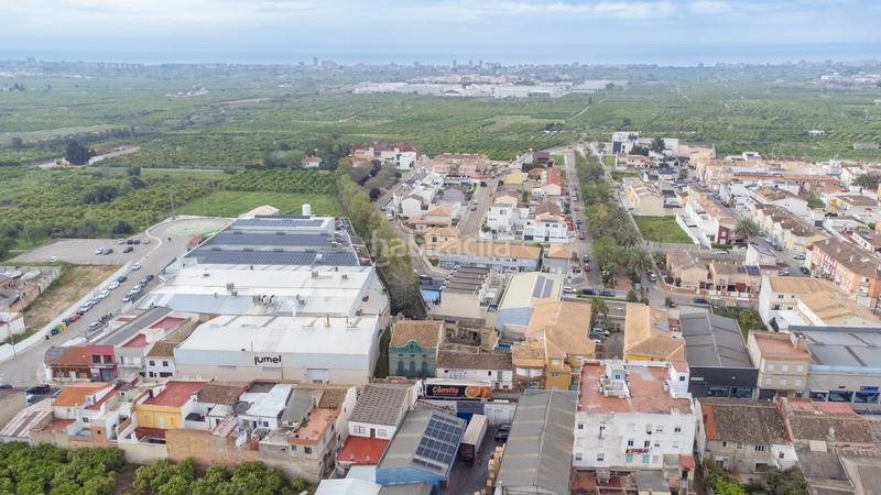 Foto ed1ab8e4-4736-41c3-aff4-dd9cd2d6183c. Maison dans avinguda jaume i dans Palmera