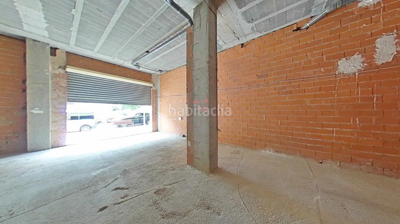 Foto 233c42e6-a4e7-46a6-ac33-e9bdf2abd301. Local comercial a rio vinalopo a Aldaia