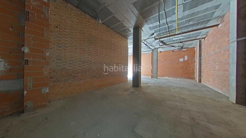 Foto e2ed011c-a1e5-453c-bde0-67a8565ba237. Local comercial a rio vinalopo a Aldaia