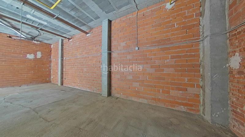 Foto e9ccf2f0-e9c2-408d-a5e1-fae10b9ed1f3. Local comercial a rio vinalopo a Aldaia