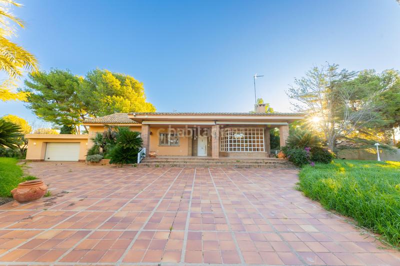 Foto 493b00b8-c171-4325-abcc-6bbf67117d3d. Maison dans carrer 607 dans La Cañada Paterna