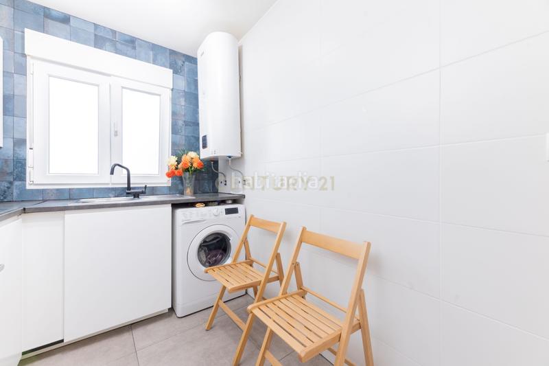 Foto dbcc26f8-9d0f-46bb-b76d-0764598dd7e4. Piso en cl music peidro 6 Paterna (valencia) excelente piso en venta en músic peidró, en Paterna