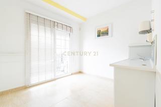 Appartement  Carrer crist dels afligits, 27, riba-roja de túria, spain. Piso 109m en ribaroja de túria, 4 hab. garaje. céntrico y metro.
