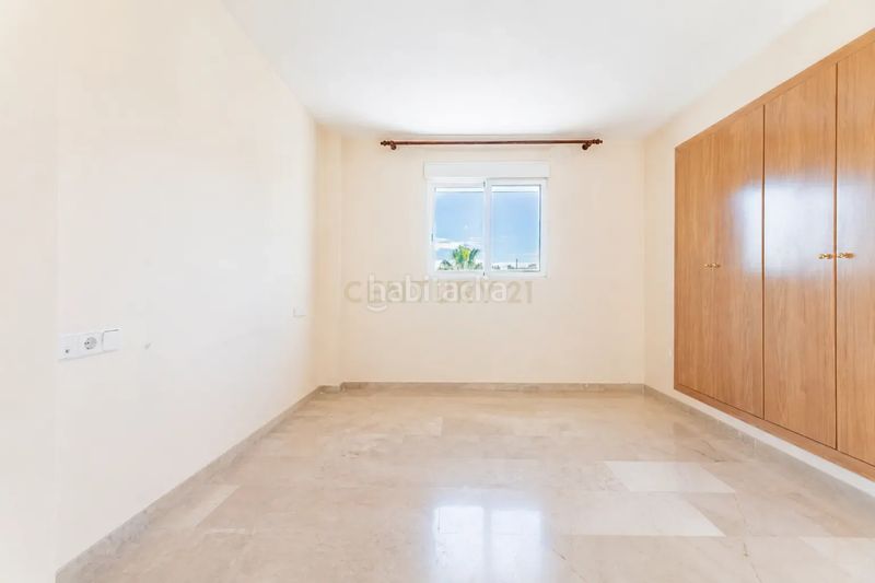 Piso en carrer pego excelente oportunidad de inversión en Valencia - Imagen 3