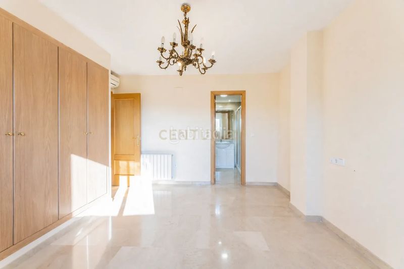 Piso en carrer pego excelente oportunidad de inversión en Valencia - Imagen 15