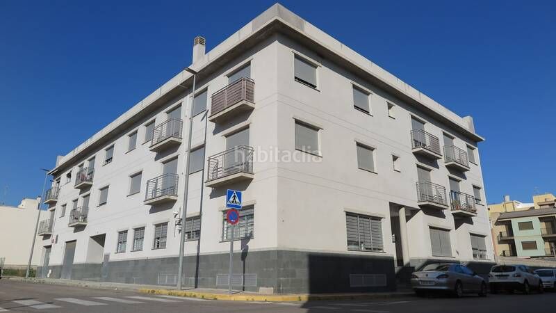 Foto 400df4ca-e843-4efb-abb6-17d1707fc2a6. Aparcament cotxe a benicalaf a Benavites