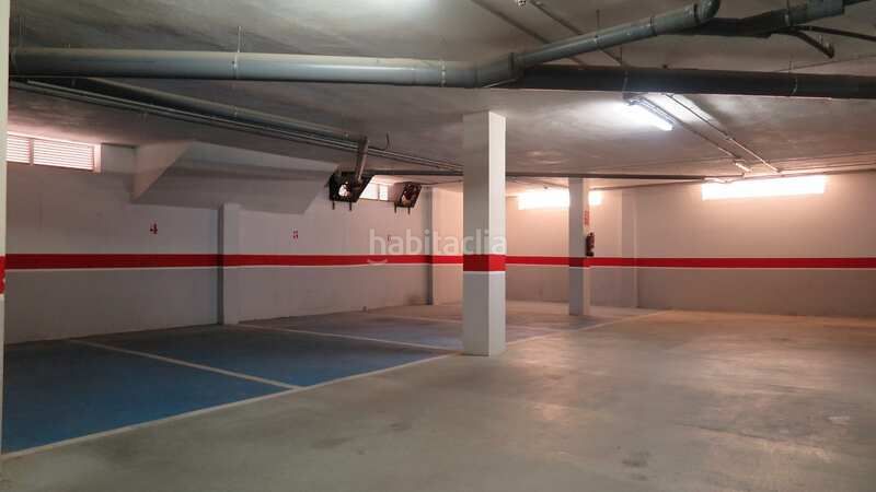 Foto dbdced16-df14-414c-a6ab-b9ec36d8e969. Aparcament cotxe a benicalaf a Benavites