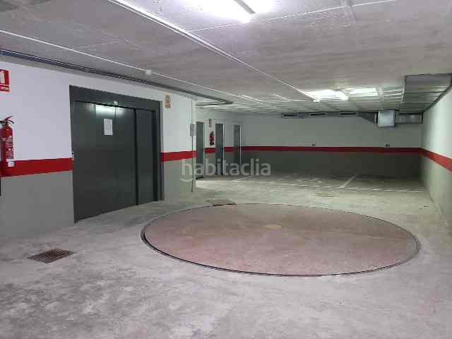 Foto 5bc89c6c-80aa-4681-bce6-80bfa8d9d382. Aparcament cotxe a murcia a Moncada