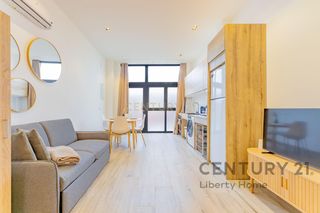 Appartement  Carrer del riu bidasoa, valència, spain. Apartamento turístico en torrefiel  174.000 por unidad.