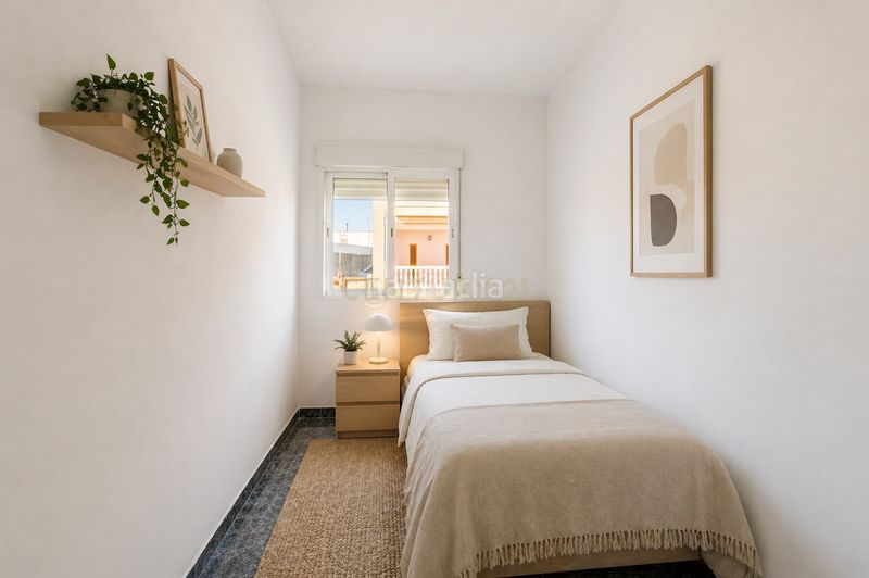 Foto 2db454f5-78f2-4891-899c-d9af2c033caa. Pis a carrer de dalt a Sollana