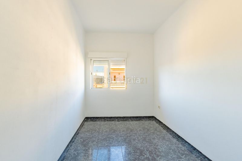 Foto 31907a47-cb41-422d-8452-41bcb4960cf6. Pis a carrer de dalt a Sollana