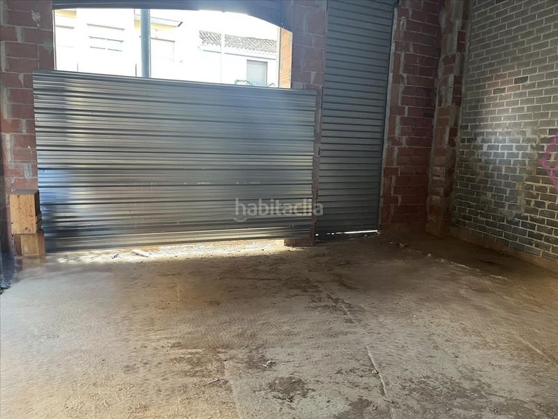 Foto bcb9a46e-4845-4627-9900-3f6ba490cd78. Local comercial a avinguda de blasco ibáñez a Massanassa