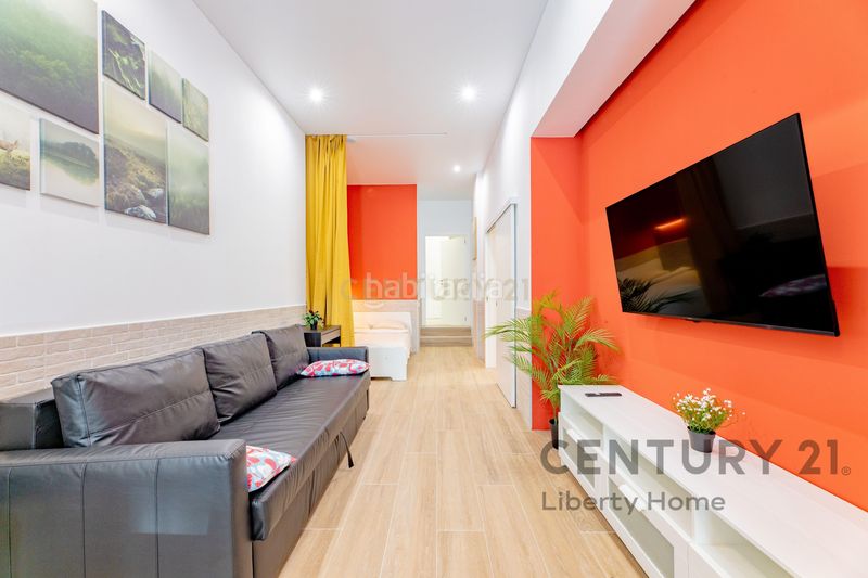 Foto b6041383-9642-4df1-9e84-63355277aec4. Edificio in Safranar Valencia