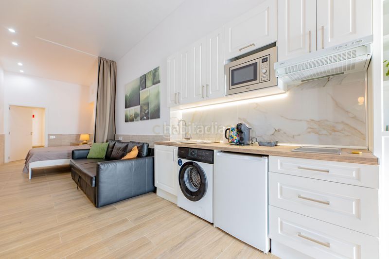 Foto ea5c5e8d-680b-4e1c-ad67-61b691861574. Edificio in Safranar Valencia