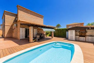Xalet  Carrer 610, 37, 46980 paterna, valencia, spain. Exclusivo chalet independiente en montecañada con 5 habitaciones