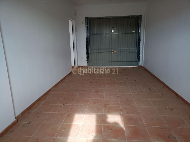 Foto 4ef39f6b-131f-41e0-b99f-ce38bcb058e5. Casa a motor del vicari s/n a Monserrat