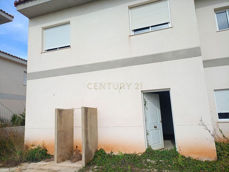 Foto a7911562-d664-49e0-ad27-d26442592590. Casa a motor del vicari s/n a Monserrat