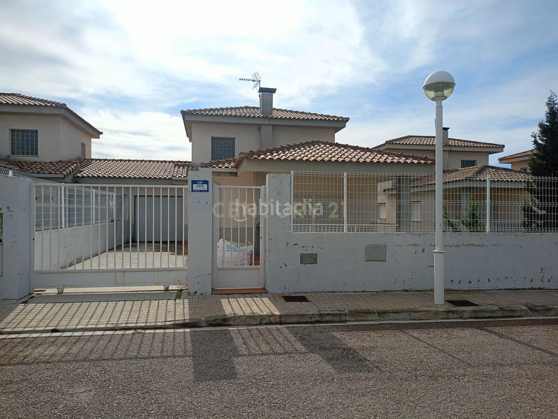 Foto 9bf6a54c-fdd3-4d20-a021-06356d347152. Casa a l'harmonica a Monserrat