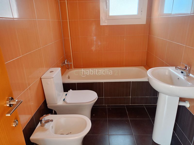 Foto ba9be087-76a5-46ab-91e7-262a9f766910. Casa a l'harmonica a Monserrat