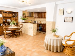 Casa  Pz baix de 3ontinyent (valencia) 3. Amplia casa en ontinyent, valencia  4 habitaciones y buena ubica