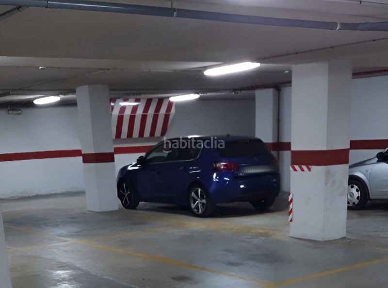 Foto 62b651f7-5bf6-4764-8798-24aad7e7f9d9. Autoparkplatz in reyes catolicos in Benifaió