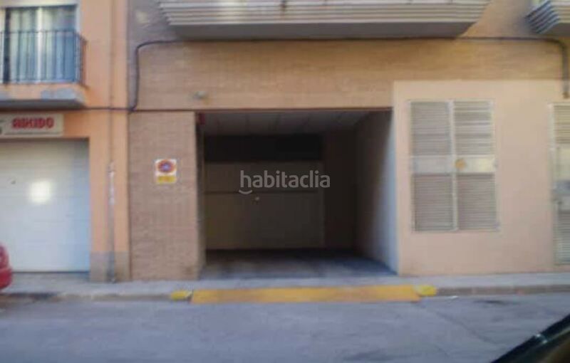 Foto 08b8ebd1-d830-4a29-bbc5-ecb298170231. Autoparkplatz in reyes catolicos in Benifaió