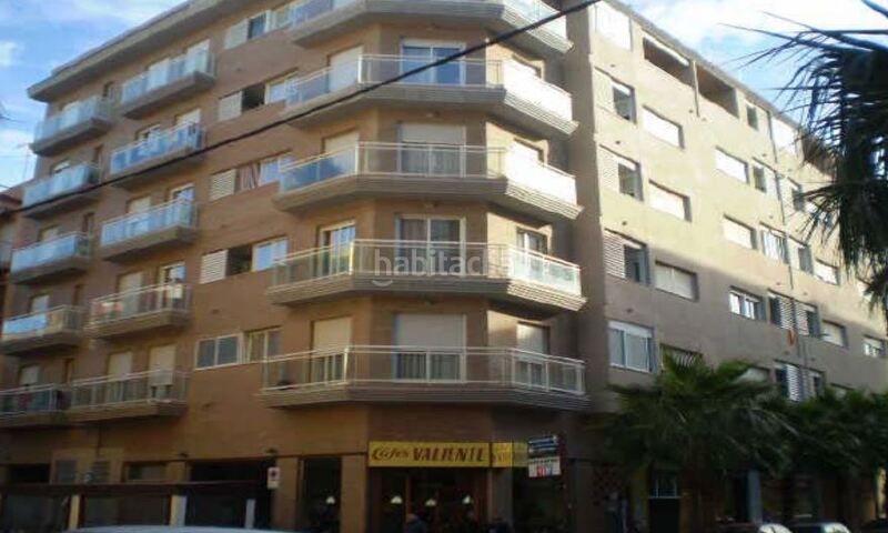 Foto 54b33774-edc4-41f7-bb75-307b6a49e844. Autoparkplatz in reyes catolicos in Benifaió