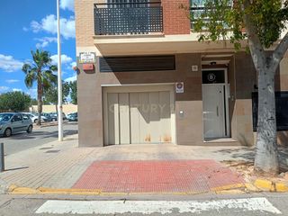 Aparcament cotxe  Carrer riu xúquer, manises, spain 8. Venta de garaje en calle riu xuquer nº riu xuquer manises valenc